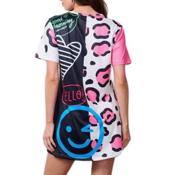 3/$20 Women’s Colorful Graphic Short Sleeve Mini Dress / Tunic Shirt MEDIUM NWT - Picture 2 of 10